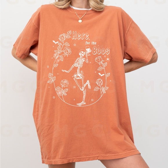 🚨 SALE 🚨 Comfort Colors Here For the Boos Halloween Graphic Tee - Picture 6 of 10